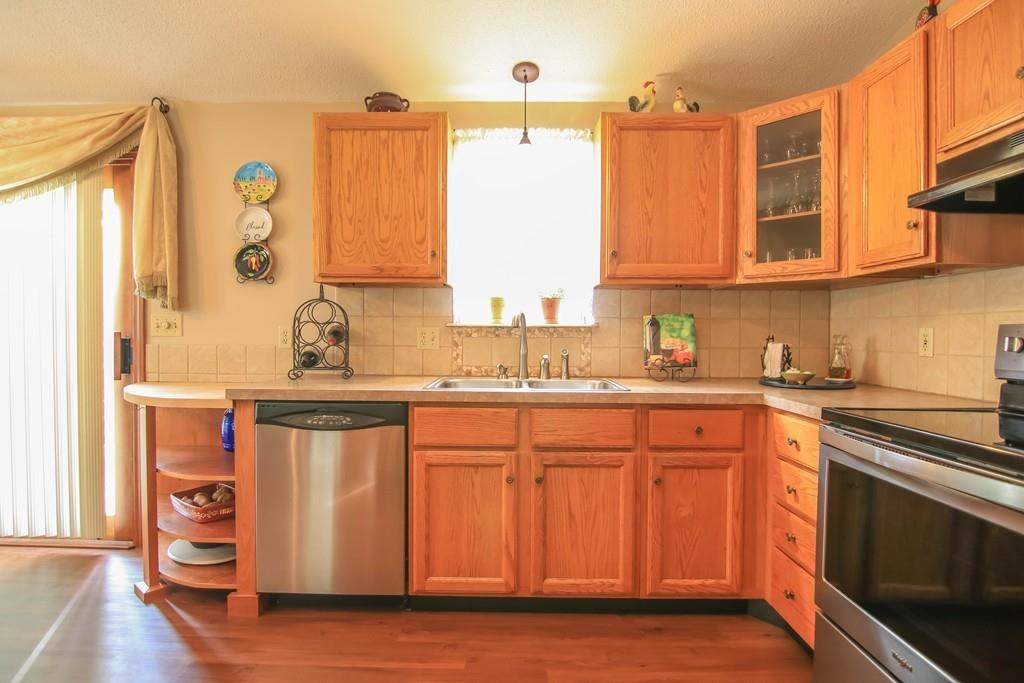 411 Thayer Road Hardwick, MA 01082 - Photo 4 of 40