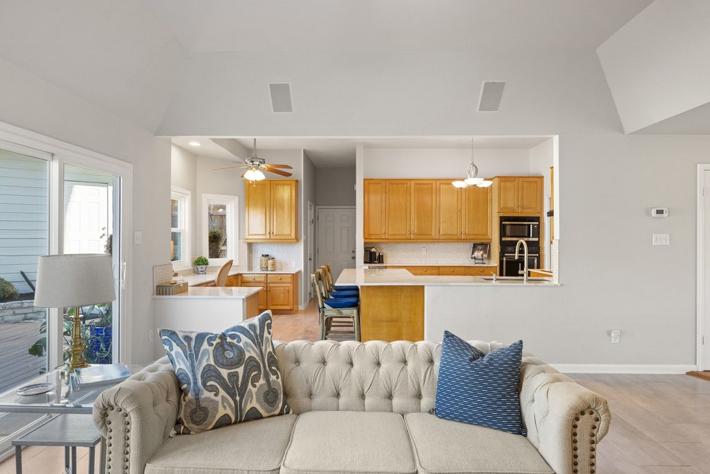 6659 Whitemarsh Valley Walk Austin, TX 78746 - Photo 13 of 40