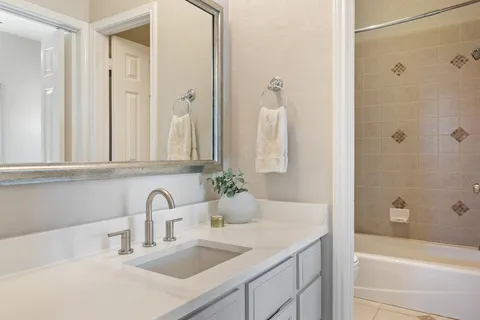 $1,425,000 | 6659 Whitemarsh Valley Walk, Austin, TX 78746