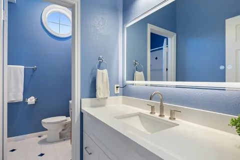 $1,425,000 | 6659 Whitemarsh Valley Walk, Austin, TX 78746