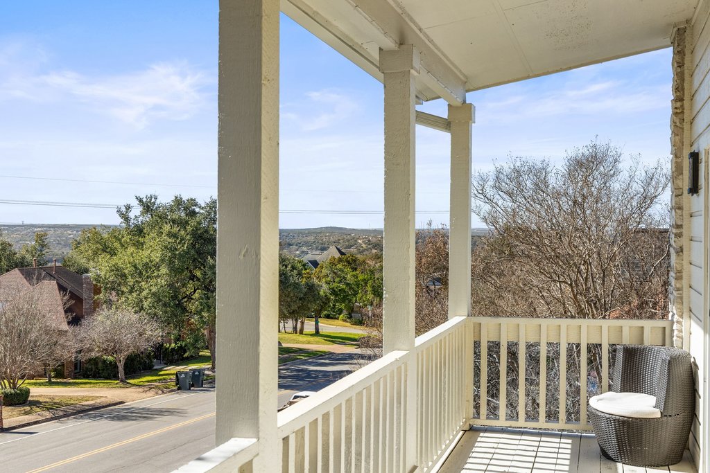 6659 Whitemarsh Valley Walk Austin, TX 78746 - Photo 3 of 40