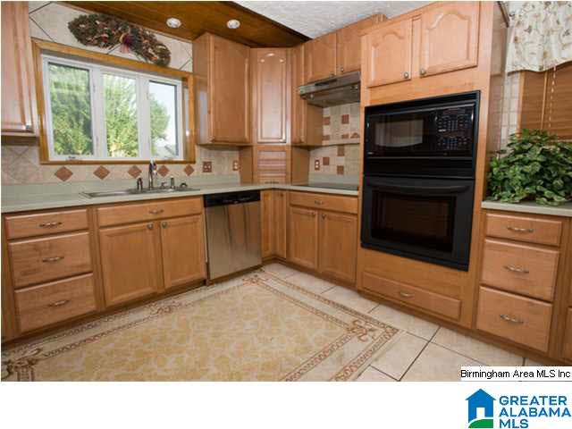 593 Cove Point Drive Riverside, AL 35135 - Photo 12 of 29