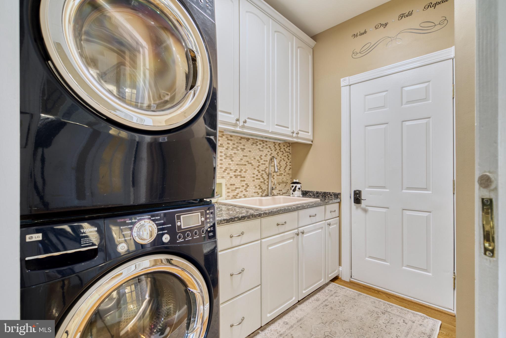 10822 Crippen Vale Court Reston, VA 20194 - Photo 14 of 68