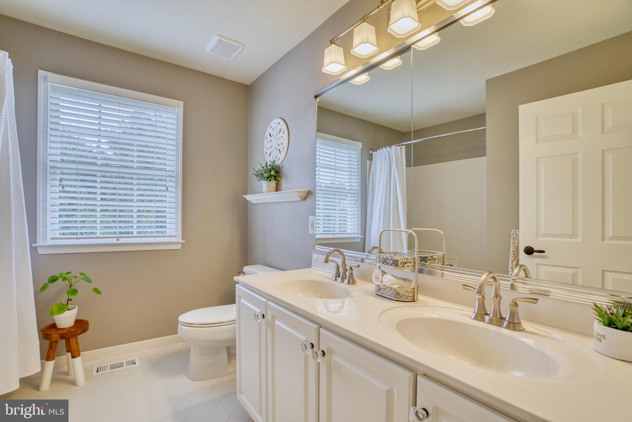 10822 Crippen Vale Court Reston, VA 20194 - Photo 36 of 68