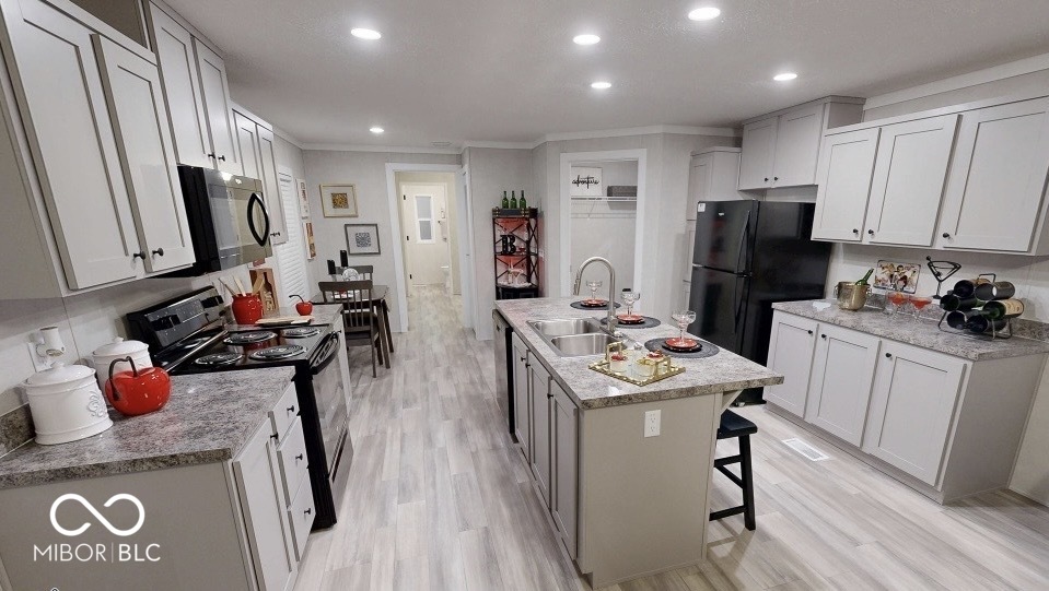 318 Lazy River Road Cloverdale, IN 46120 - Photo 12 of 24