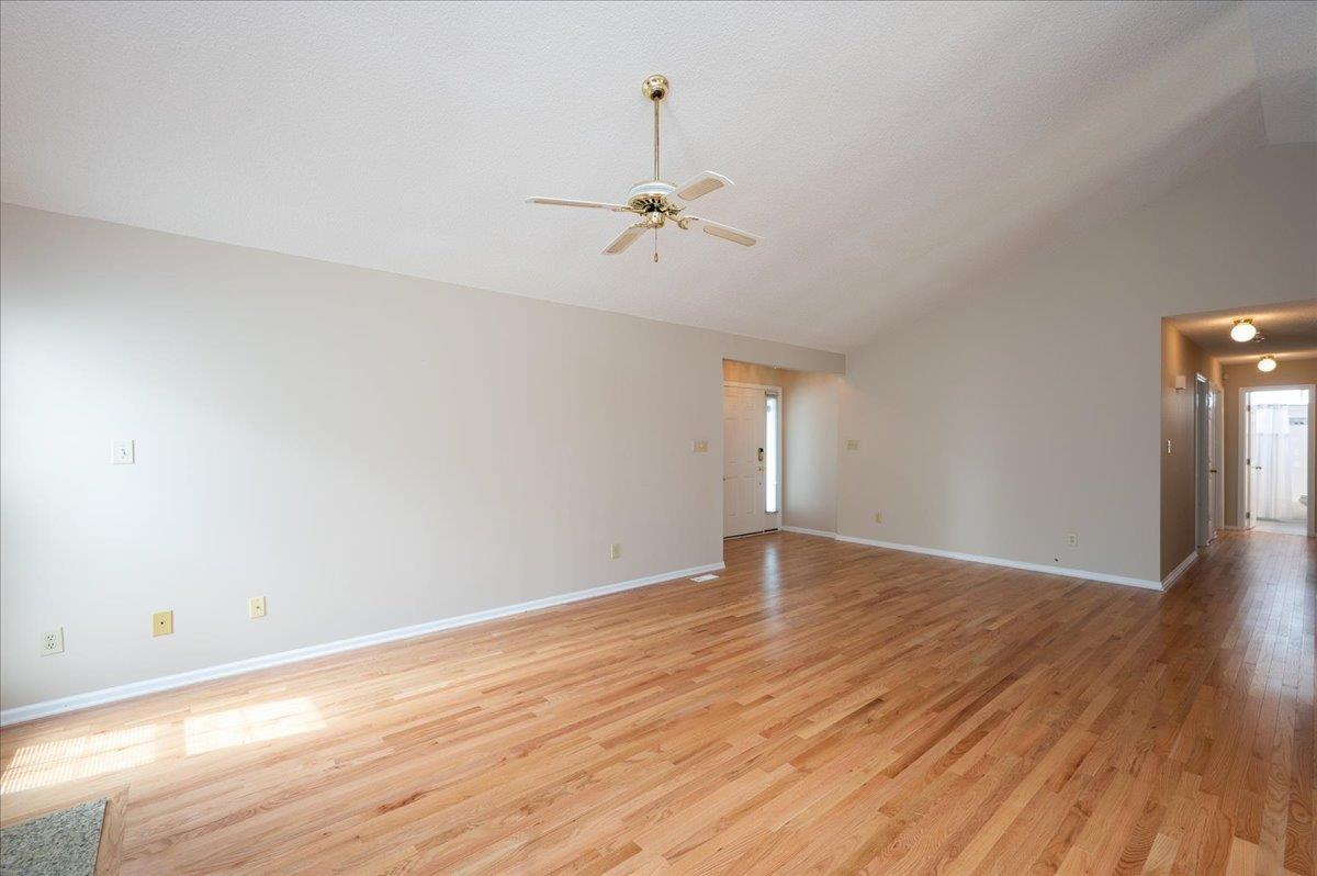 4605 Knightsbridge Way Raleigh, NC 27604 - Photo 4 of 23 Living Room