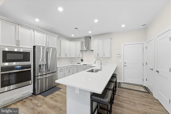 $550,000 | 44625 Wolfhound Square, Ashburn, VA 20147