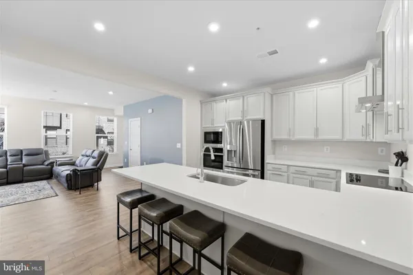 $550,000 | 44625 Wolfhound Square, Ashburn, VA 20147