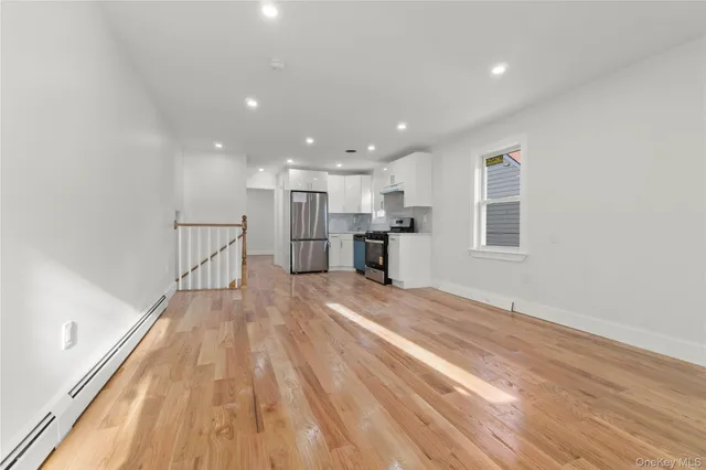 $1,499,999 | 249-09 Mayda Road | Rosedale