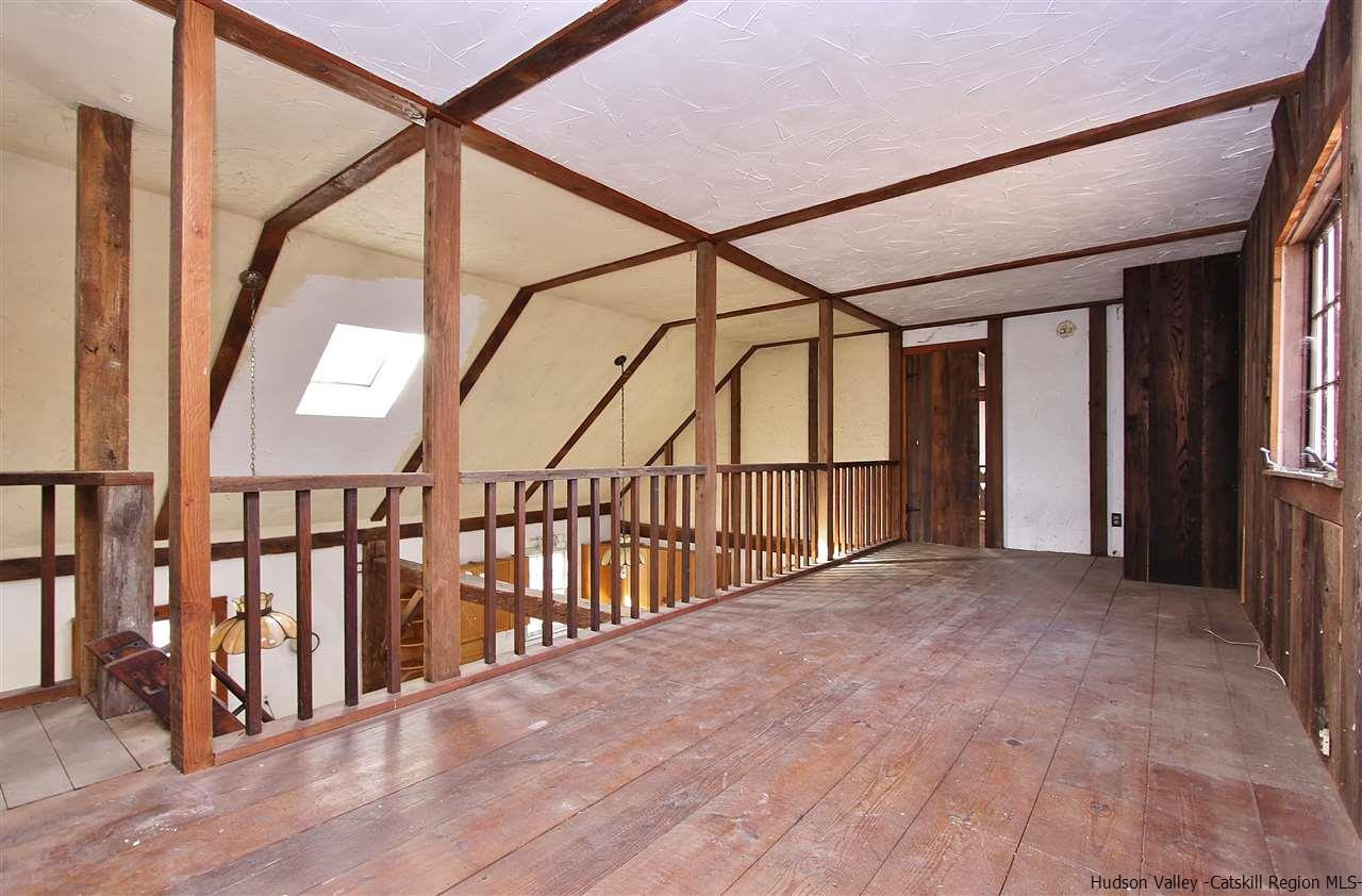 32 Barberry Road Kingston, NY 12401 - Photo 17 of 31 a view of entryway