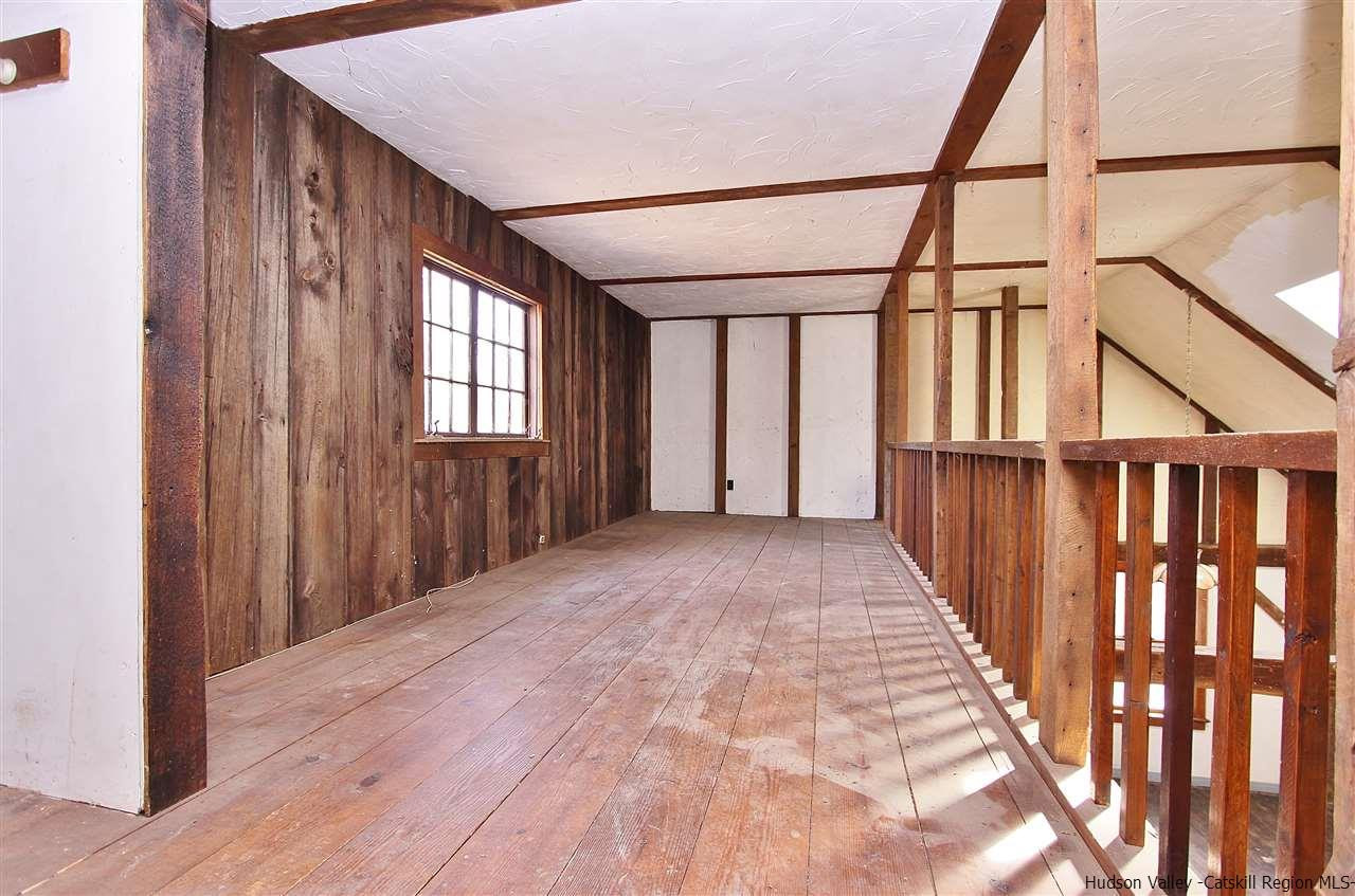 32 Barberry Road Kingston, NY 12401 - Photo 18 of 31 a view of an entryway