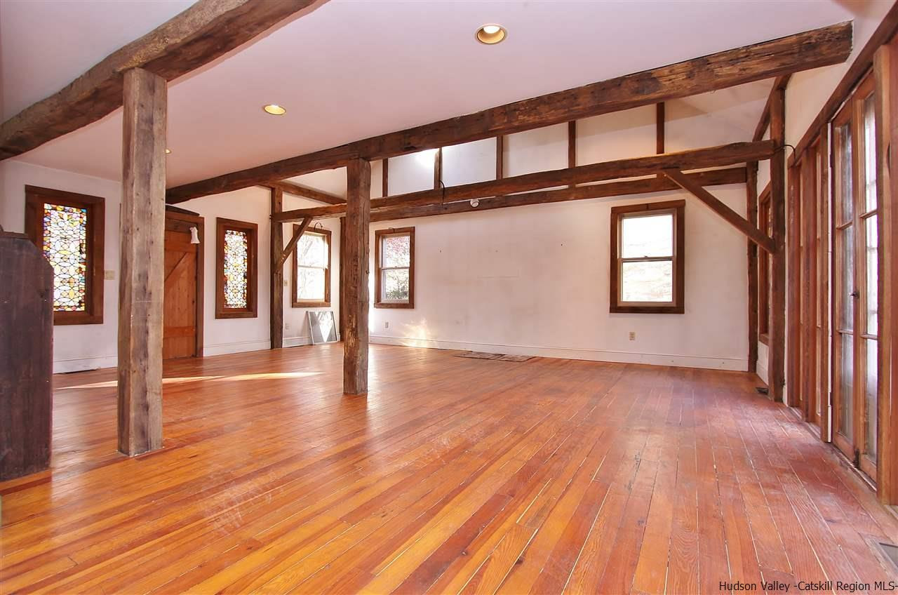 32 Barberry Road Kingston, NY 12401 - Photo 4 of 31 a view of an entryway with wooden floor