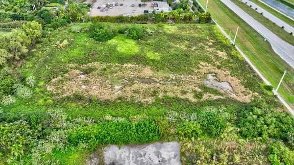 $5,000,000 | 15445 South State Road 7 Road, Delray Beach, FL 33446