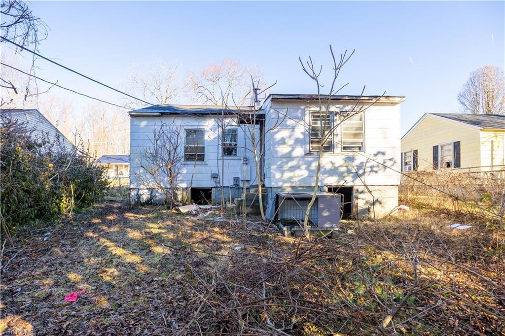 7 Circle Drive Reidsville, NC 27320 - Photo 2 of 10