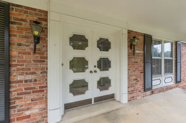 a bathroom that has a shower