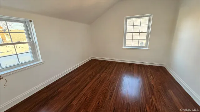 $4,800 | 185 Weir Street, Hempstead, NY 11550