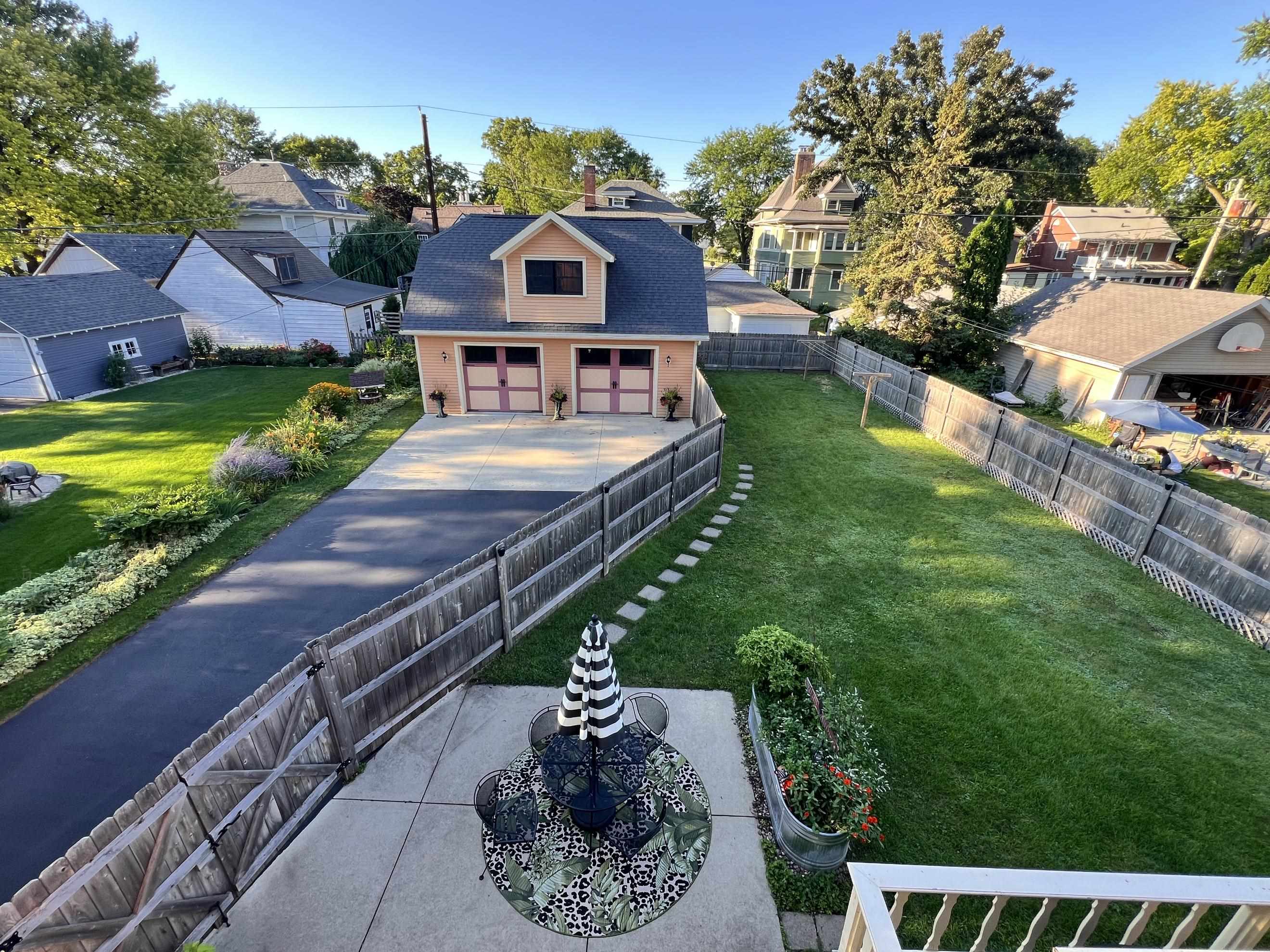 171 Sheboygan Street Fond du Lac, WI 54935 - Photo 2 of 37