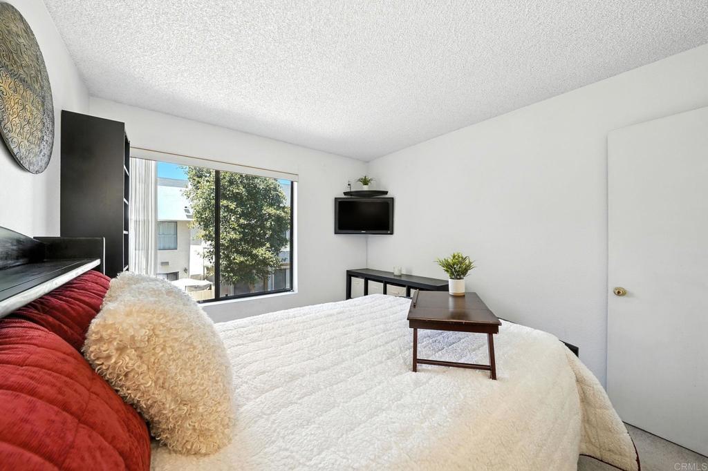 1526 Granite Hills Drive, Unit C El Cajon, CA 92019 - Photo 20 of 35