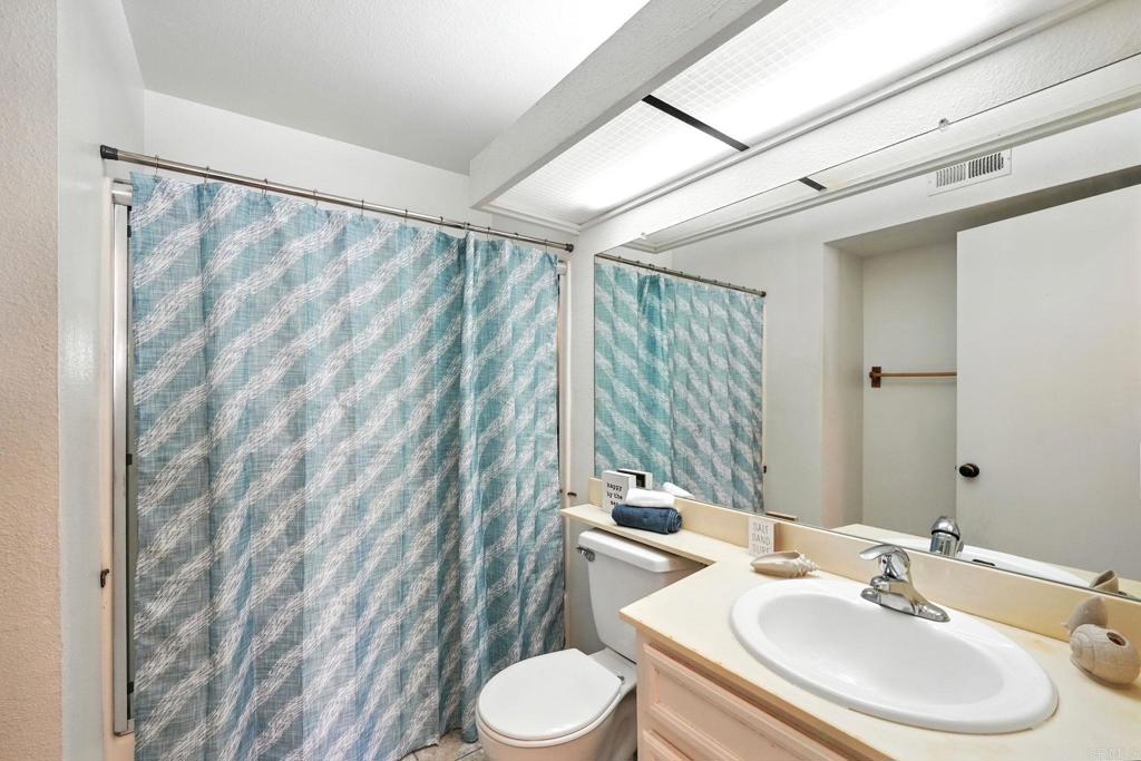 1526 Granite Hills Drive, Unit C El Cajon, CA 92019 - Photo 24 of 35