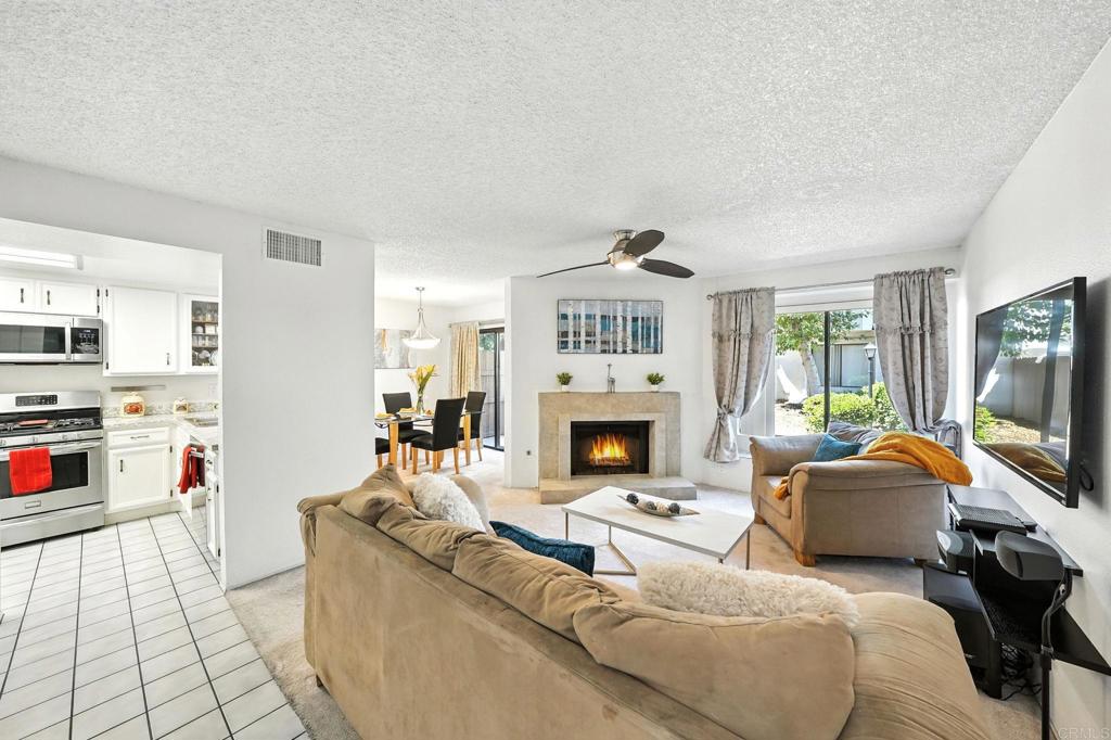 1526 Granite Hills Drive, Unit C El Cajon, CA 92019 - Photo 4 of 35