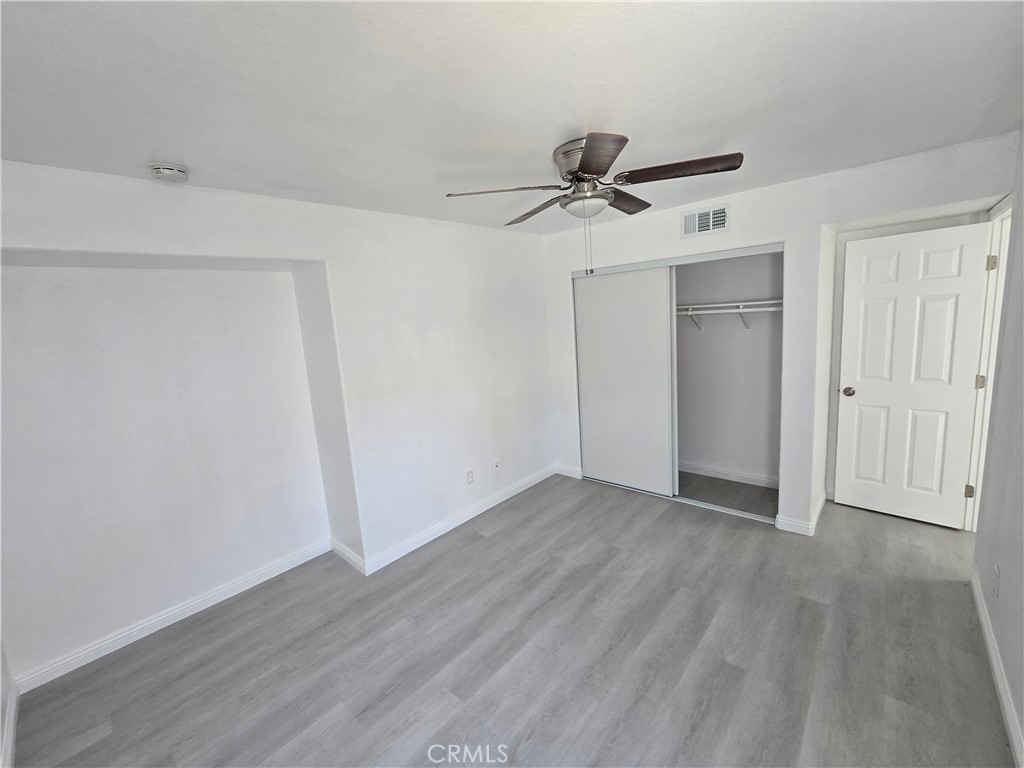 15721 Lake Ridge Road, Unit B Lake Elsinore, CA 92530 - Photo 6 of 8