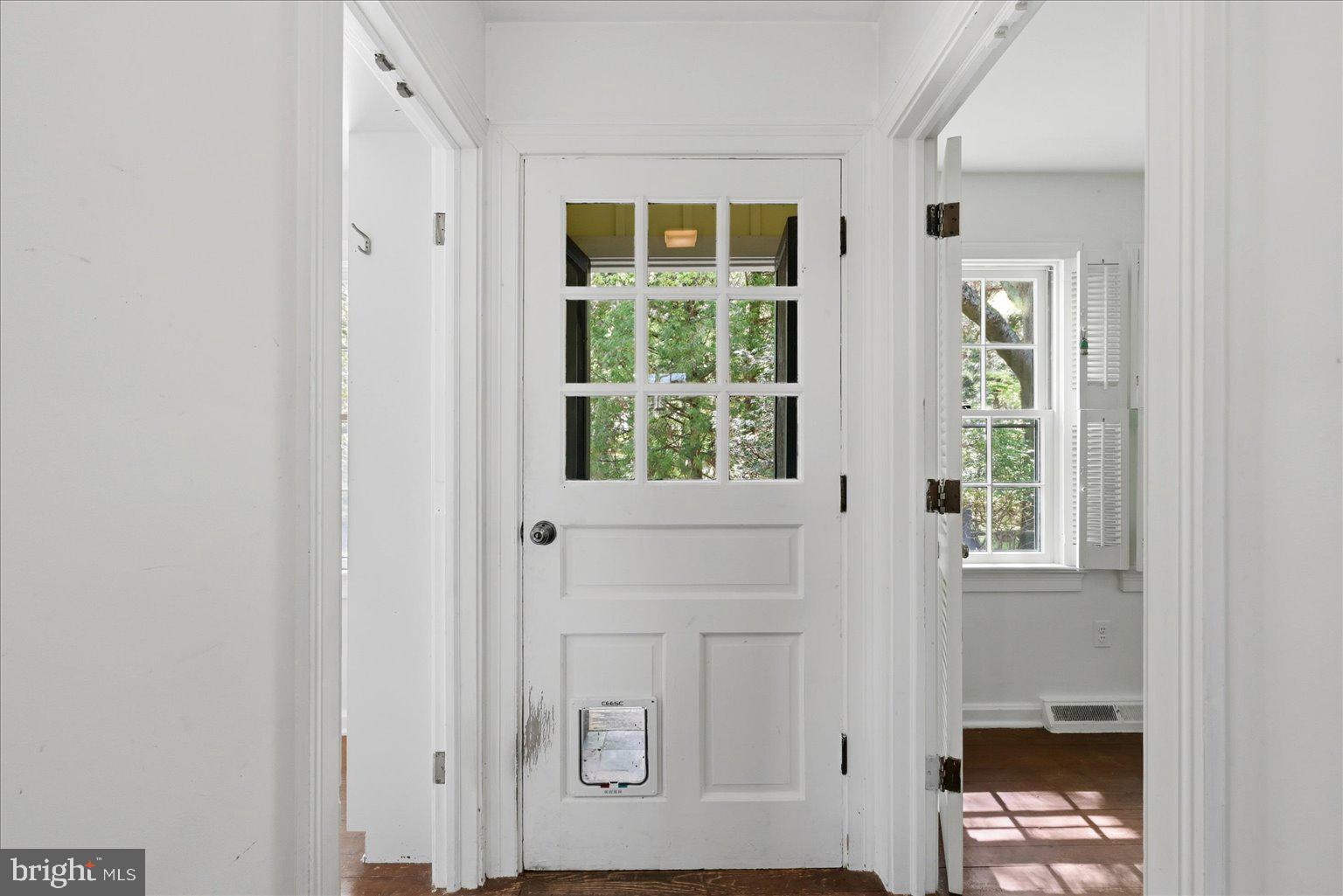 2674 5 Points Road Marshall, VA 20115 - Photo 33 of 72 1st Door entry has a 2nd entry Door to hall foyer