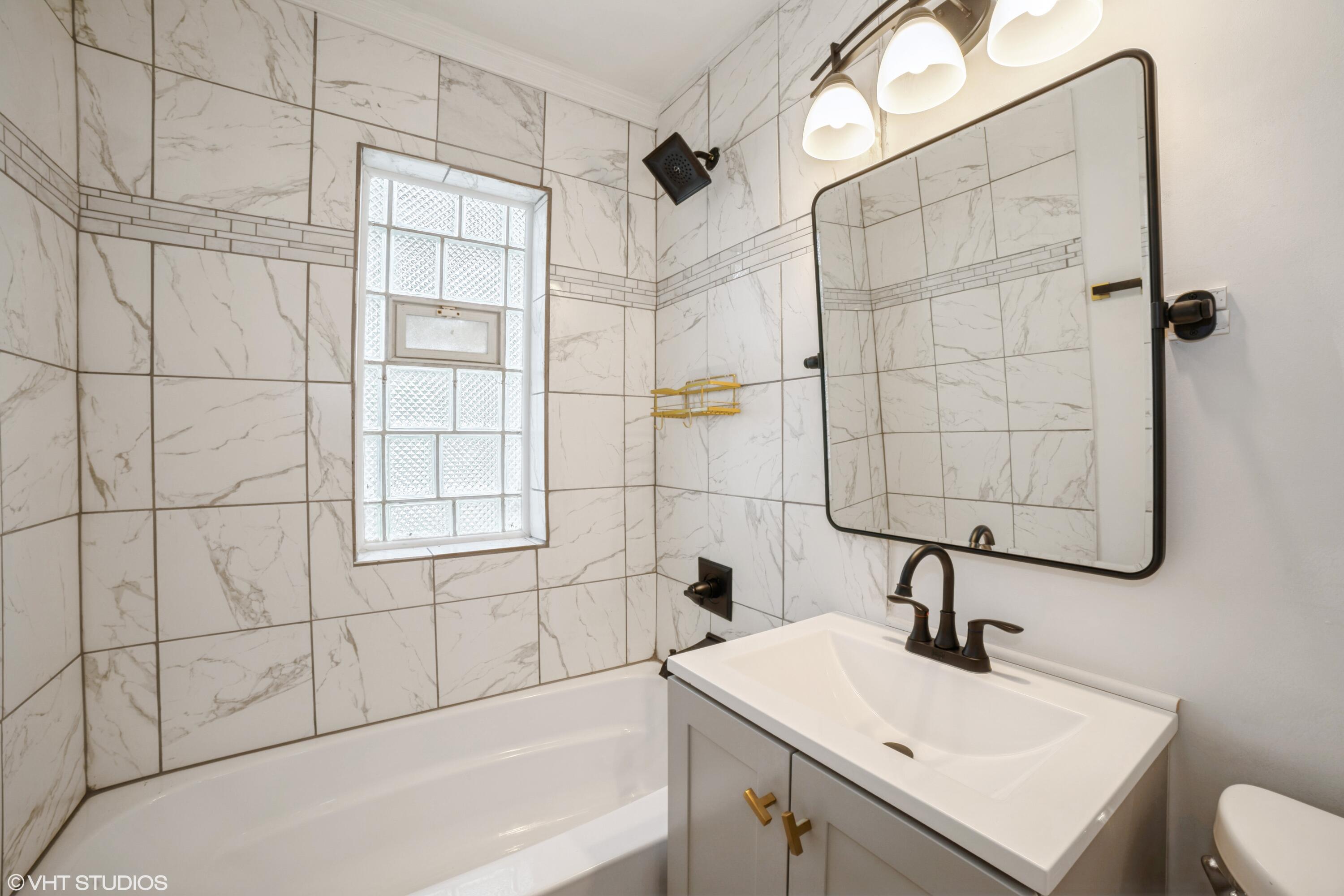 4357 Vermont Court Gary, IN 46409 - Photo 8 of 15 3000x2000