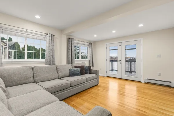 $3,000 | 12 Circle Drive, Weymouth, MA 02188