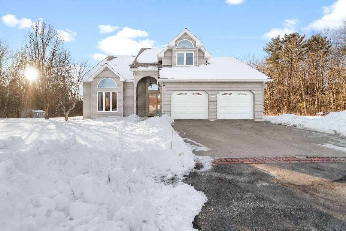 805 Brotzman Road Binghamton, NY 13901 - Photo 2 of 50 Gallery Image 2
