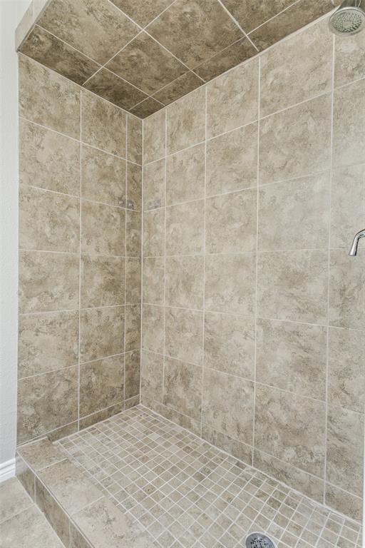 845 Lovers Lane Grapevine, TX 76051 - Photo 21 of 24 a bathroom with a shower