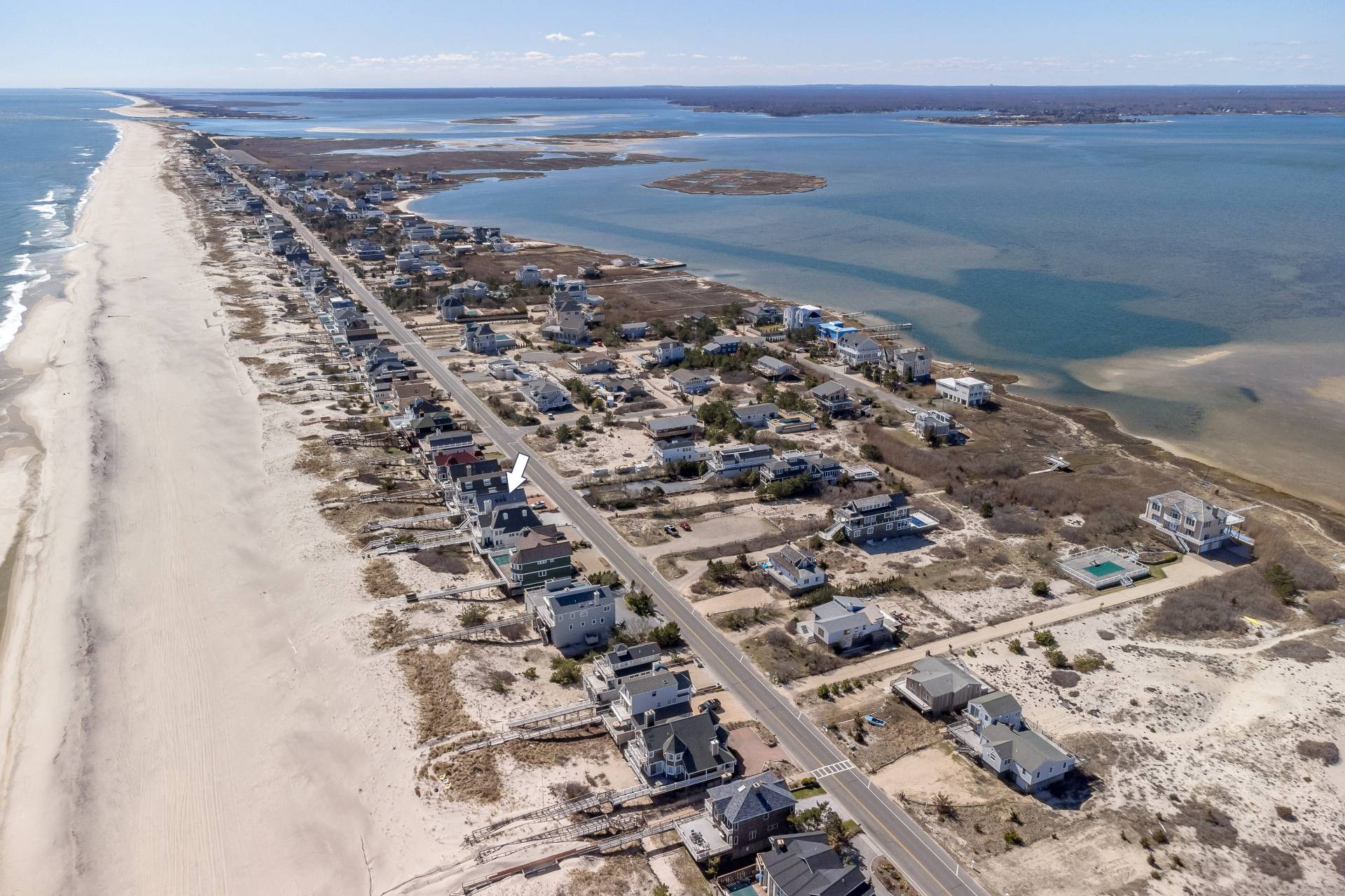 805 Dune Road Westhampton Beach, NY 11978 - Photo 7 of 25 view of city