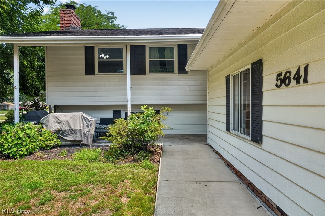 5641 Meister Road Mentor, OH 44060 - Photo 2 of 50