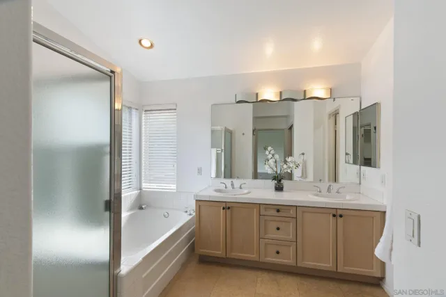 $5,500 | 11927 Dapple Way, San Diego, CA 92128