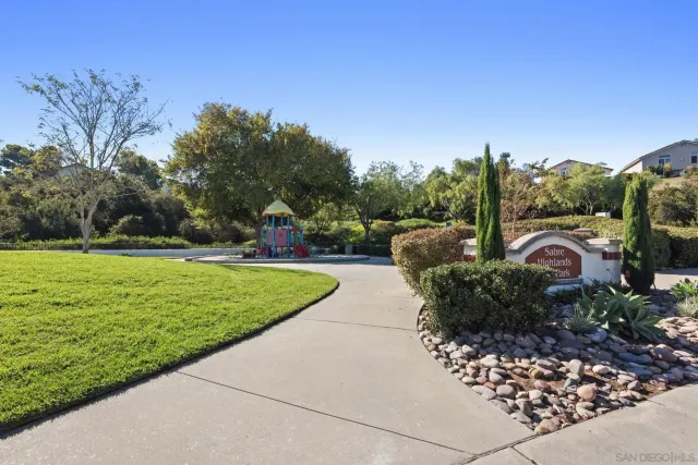 $5,500 | 11927 Dapple Way, San Diego, CA 92128