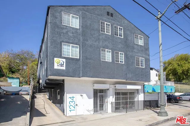 $2,225 | 1234 Sunset Boulevard, Unit A, Los Angeles, CA 90026