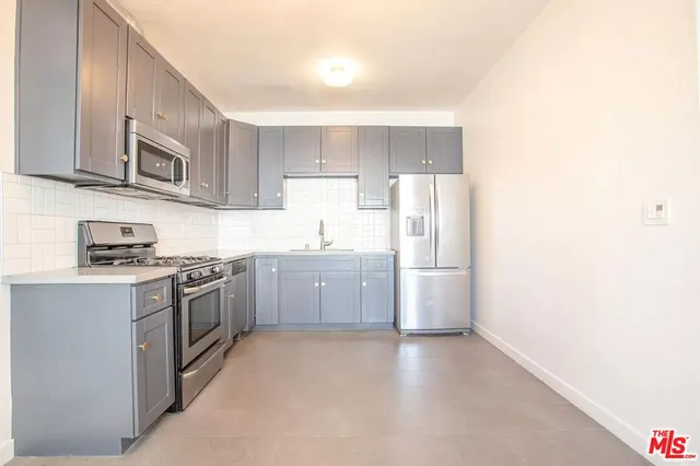 $2,225 | 1234 Sunset Boulevard, Unit A, Los Angeles, CA 90026