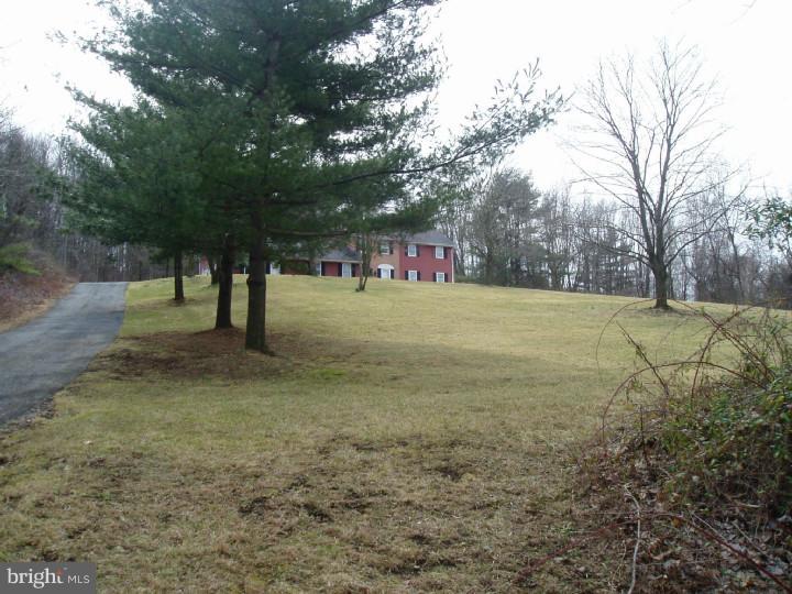 167 Millard Road Elverson, PA 19520 - Photo 4 of 21 Gallery Image 4