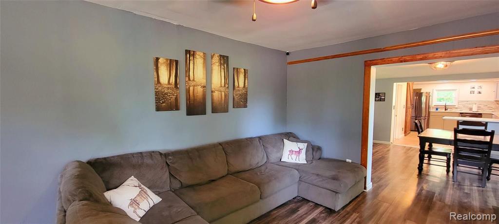3004 Vreeland Road Trenton, MI 48183 - Photo 19 of 41