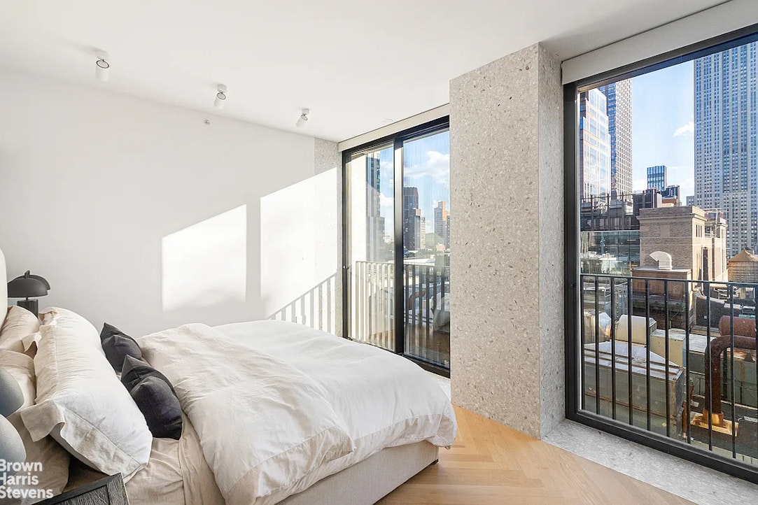 16 West 40th Street, Unit 19C Manhattan, NY 10018 - Photo 10 of 15