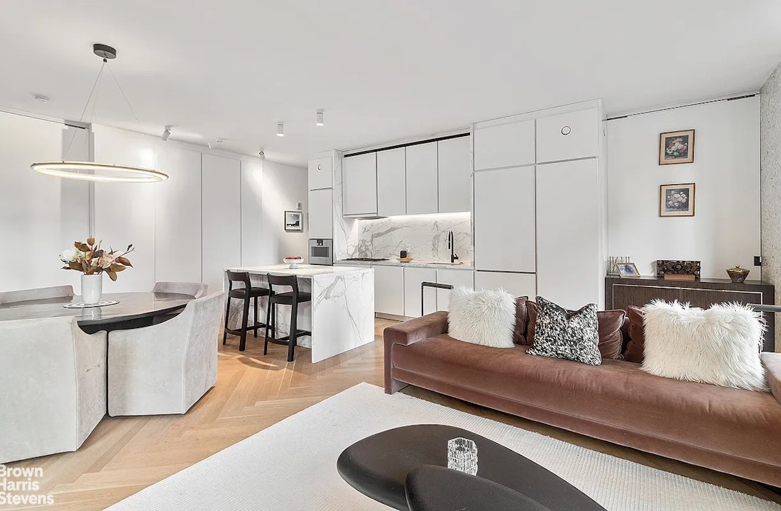 16 West 40th Street, Unit 19C Manhattan, NY 10018 - Photo 5 of 15