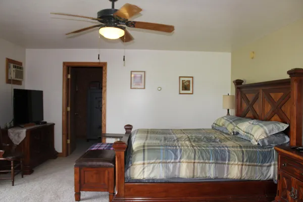 $480,000 | 2812 Shoreline Drive, Lupton, MI 48635