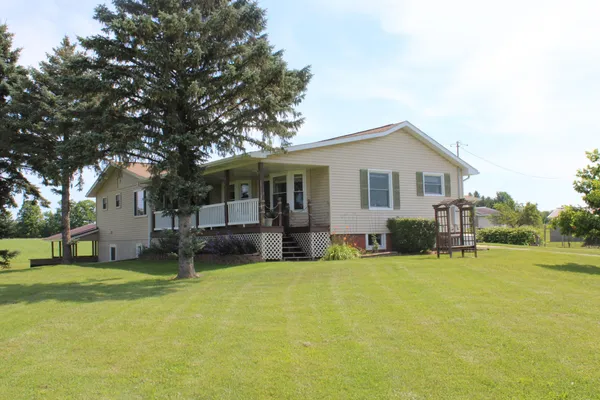 $480,000 | 2812 Shoreline Drive, Lupton, MI 48635