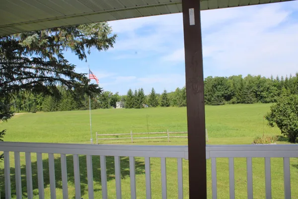 $480,000 | 2812 Shoreline Drive, Lupton, MI 48635