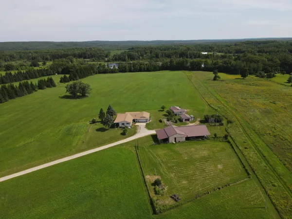$480,000 | 2812 Shoreline Drive, Lupton, MI 48635