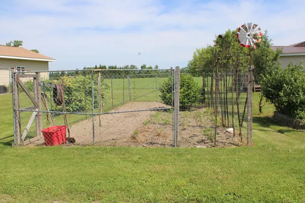 $480,000 | 2812 Shoreline Drive, Lupton, MI 48635