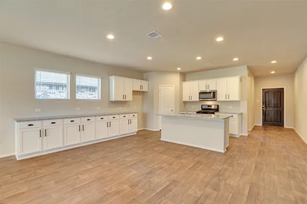 $395,000 | 13845 Rock Island Trail, Conroe, TX 77384