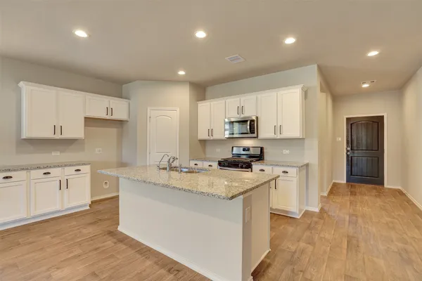 $395,000 | 13845 Rock Island Trail, Conroe, TX 77384