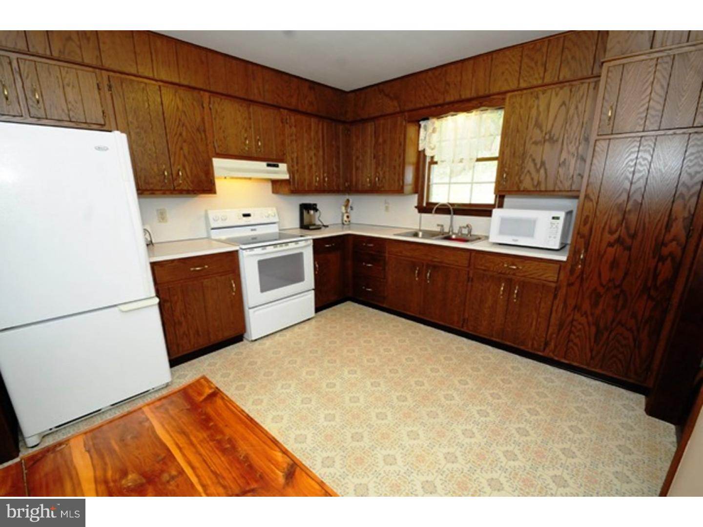 223 Mine Road Oley, PA 19547 - Photo 3 of 25 Gallery Image 3
