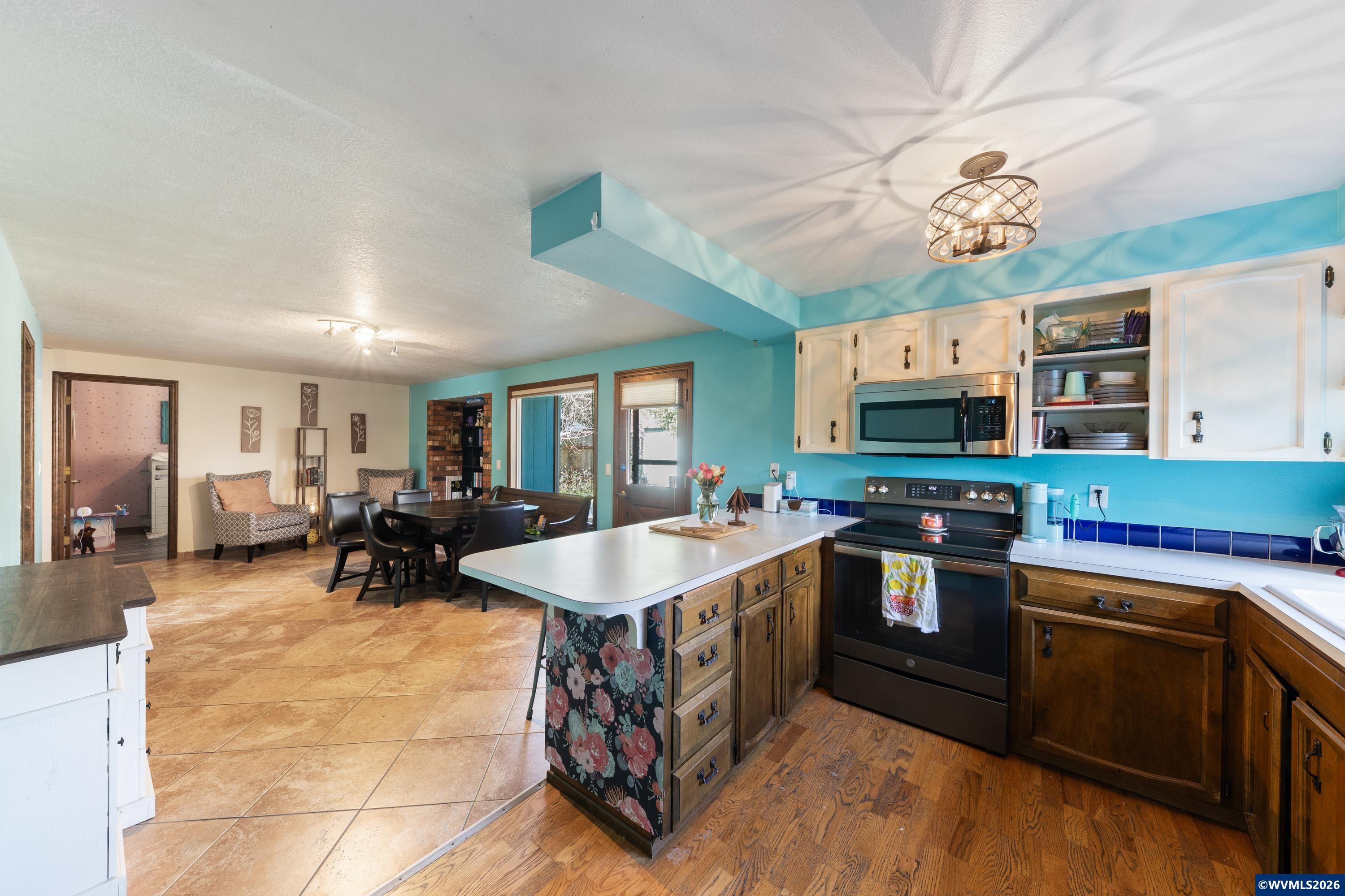 465 Flint Ridge Street Southeast Salem, OR 97306 - Photo 14 of 39 Gallery Image 14
