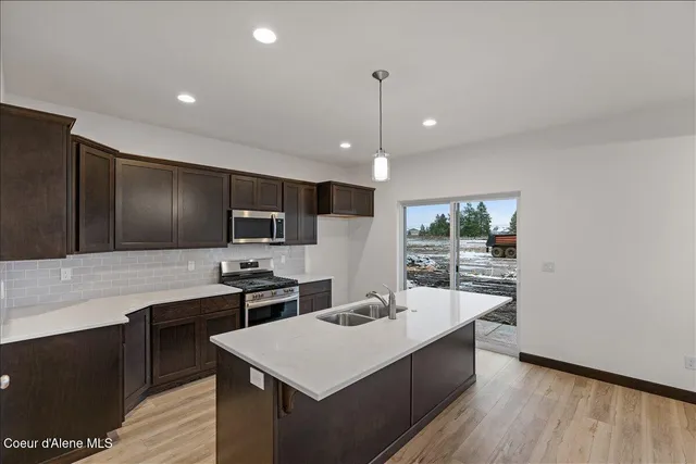 $579,900 | 2613 East Cinder Avenue, Post Falls, ID 83854